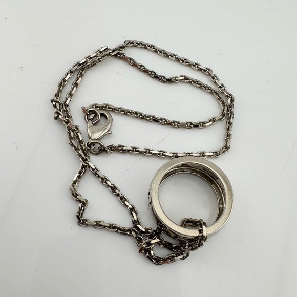 Dolce and Gabanna Cut Out DG Ring with Necklace - Picture 14 of 14